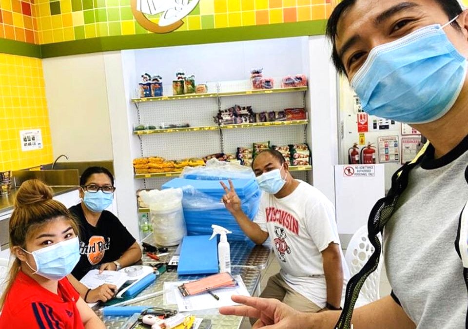 Petron Staff Volunteers to Make Face Shields