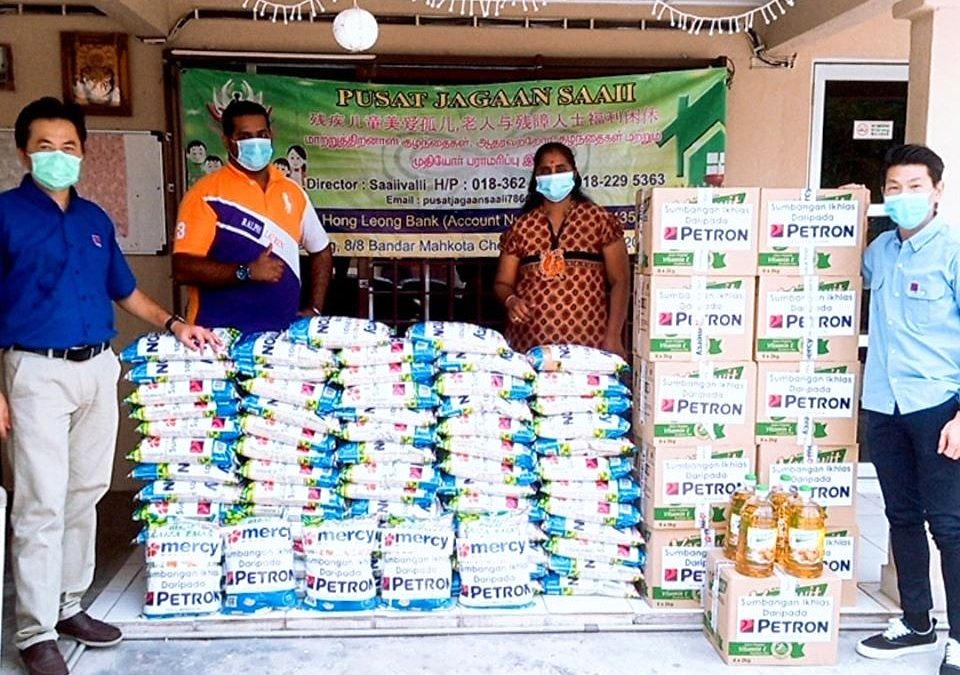 Vesawit Cooking Oil Donation