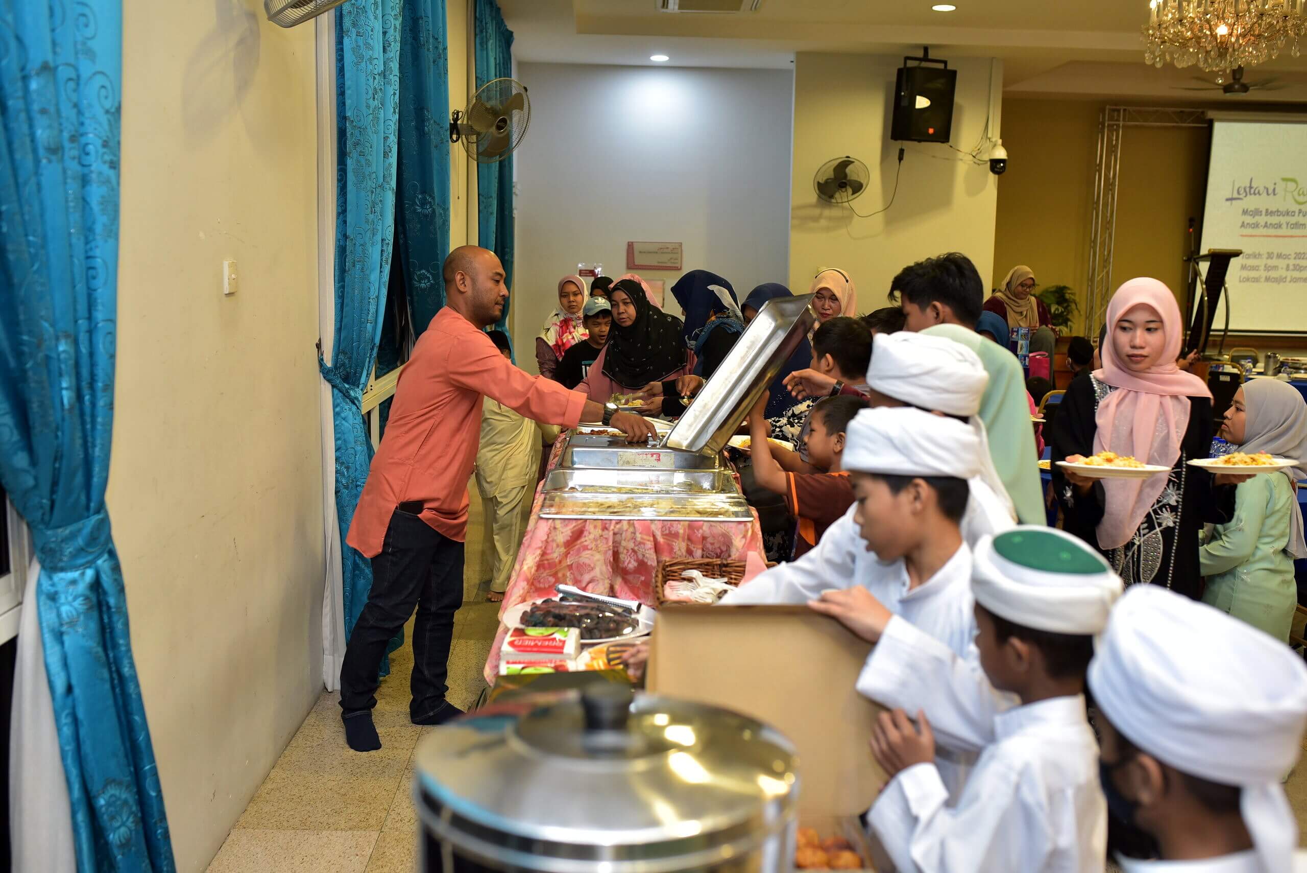 Petron Spreads Kindness and Compassion this Ramadhan Petron Spreads Kindness and Compassion this Ramadhan